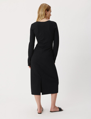 A Part Of The Art - FREE LONG SLEEVE DRESS - sukienki koszulowe - black - 3