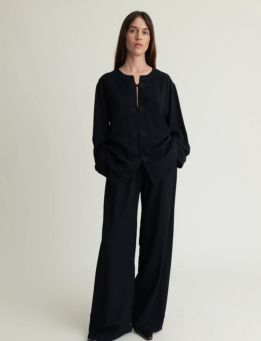 A Part Of The Art - POISE SHIRT - black - 0