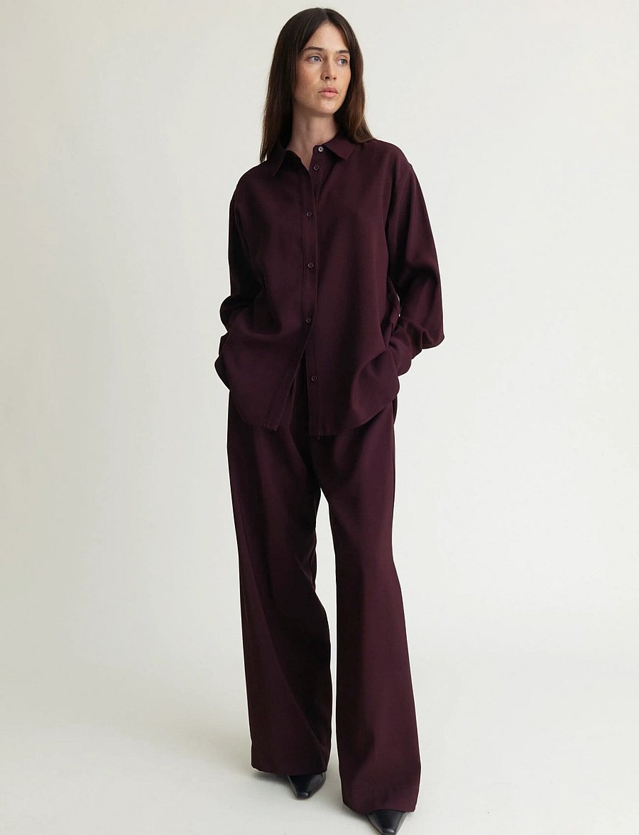 A Part Of The Art - VACANT PANTS - laia säärega püksid - deep plum - 0