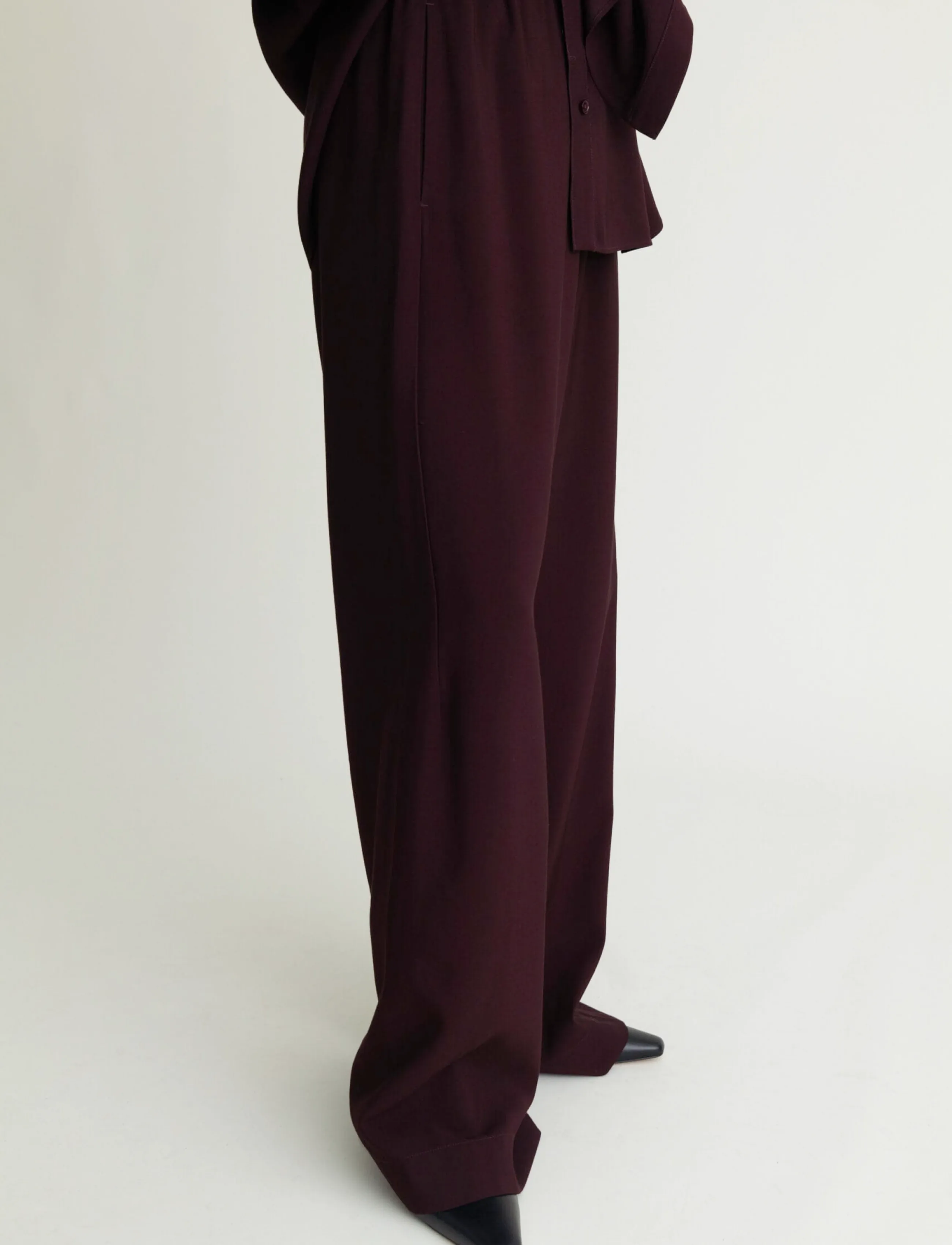 A Part Of The Art - VACANT PANTS - laia säärega püksid - deep plum - 2
