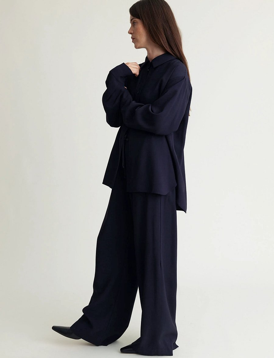 A Part Of The Art - VACANT PANTS - laia säärega püksid - midnight navy - 3