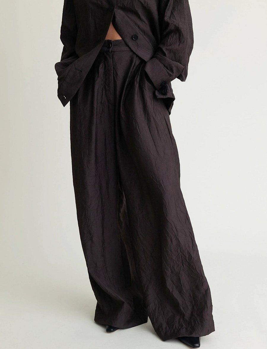 A Part Of The Art - DREAMY PANTS - hosen mit weitem bein - ash brown - 2