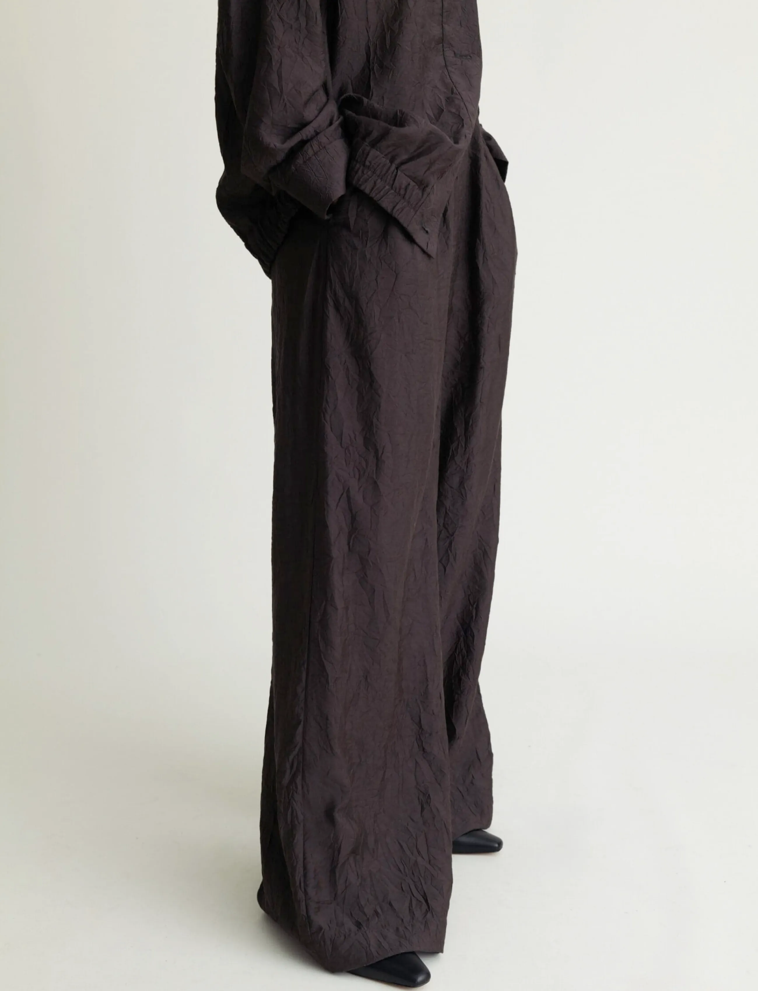 A Part Of The Art - DREAMY PANTS - hosen mit weitem bein - ash brown - 4