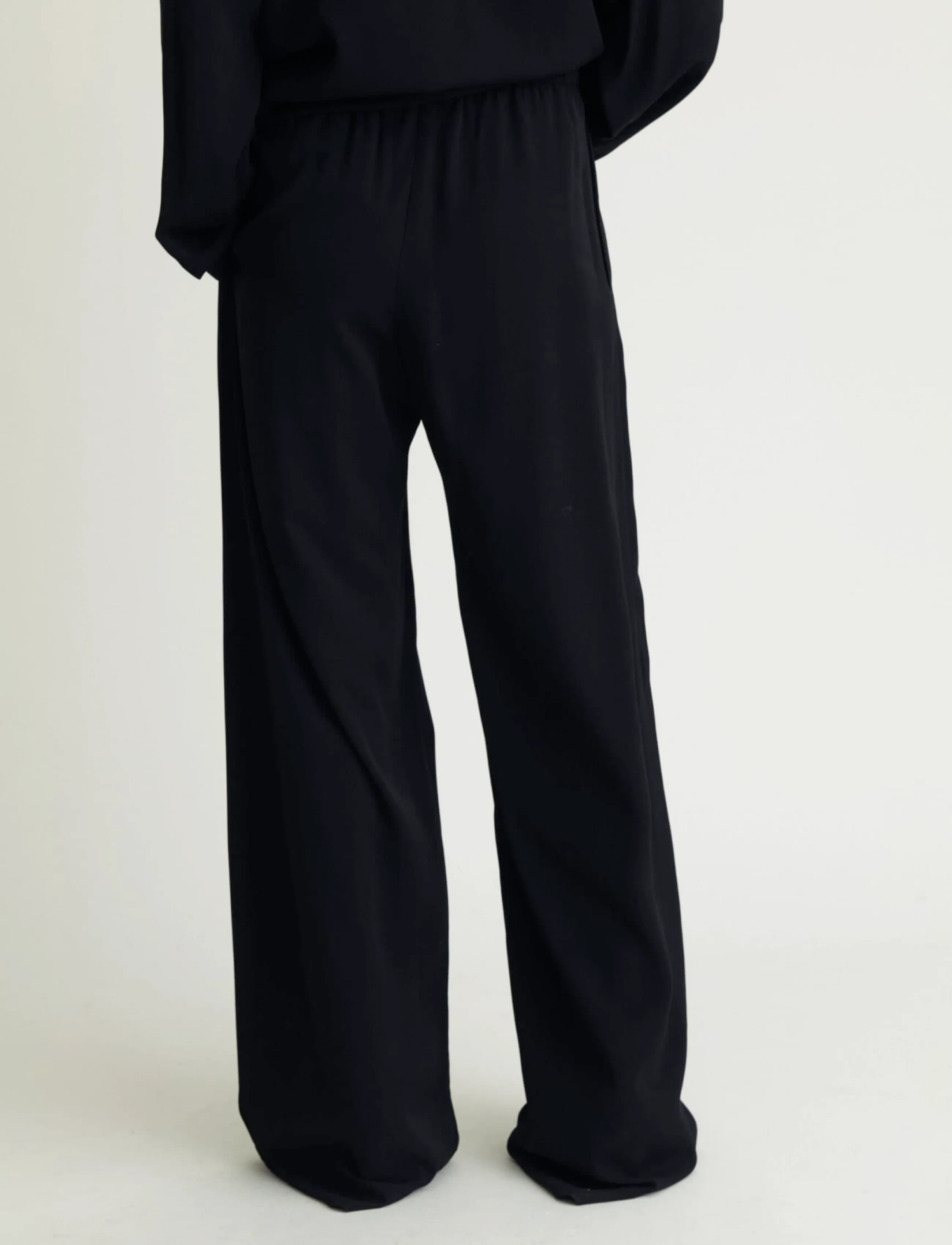 A Part Of The Art - DAILY PANTS - hosen mit weitem bein - black - 3