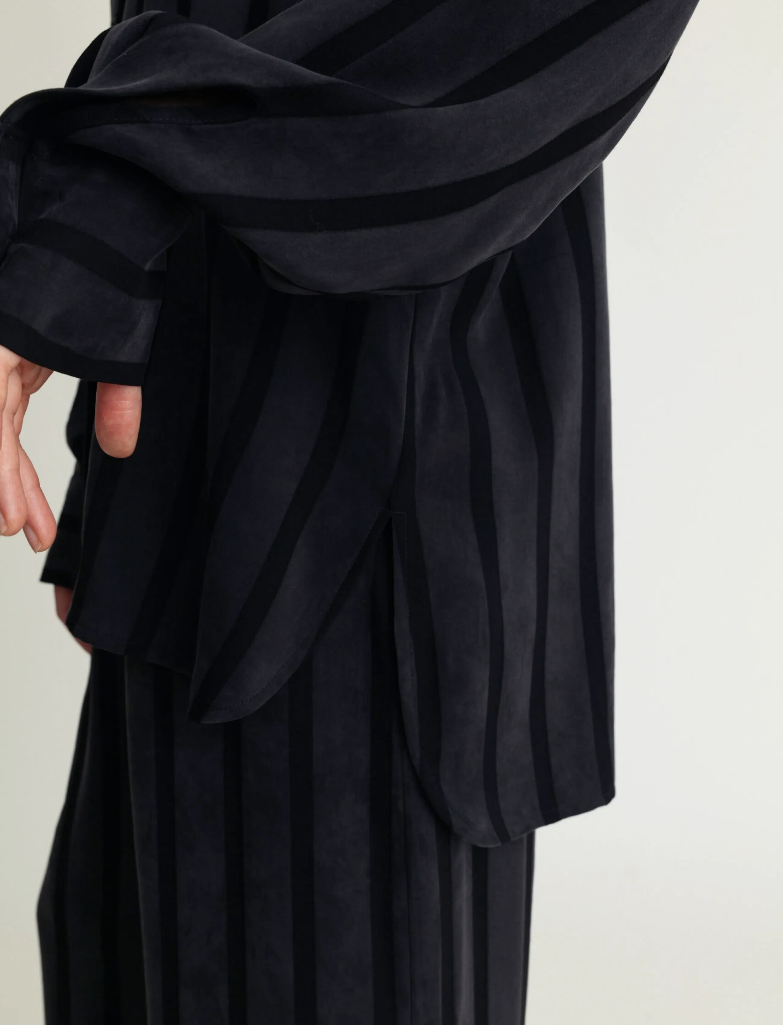 A Part Of The Art - DAILY SHIRT WIDE STRIPE - langärmlige hemden - black stripe - 3