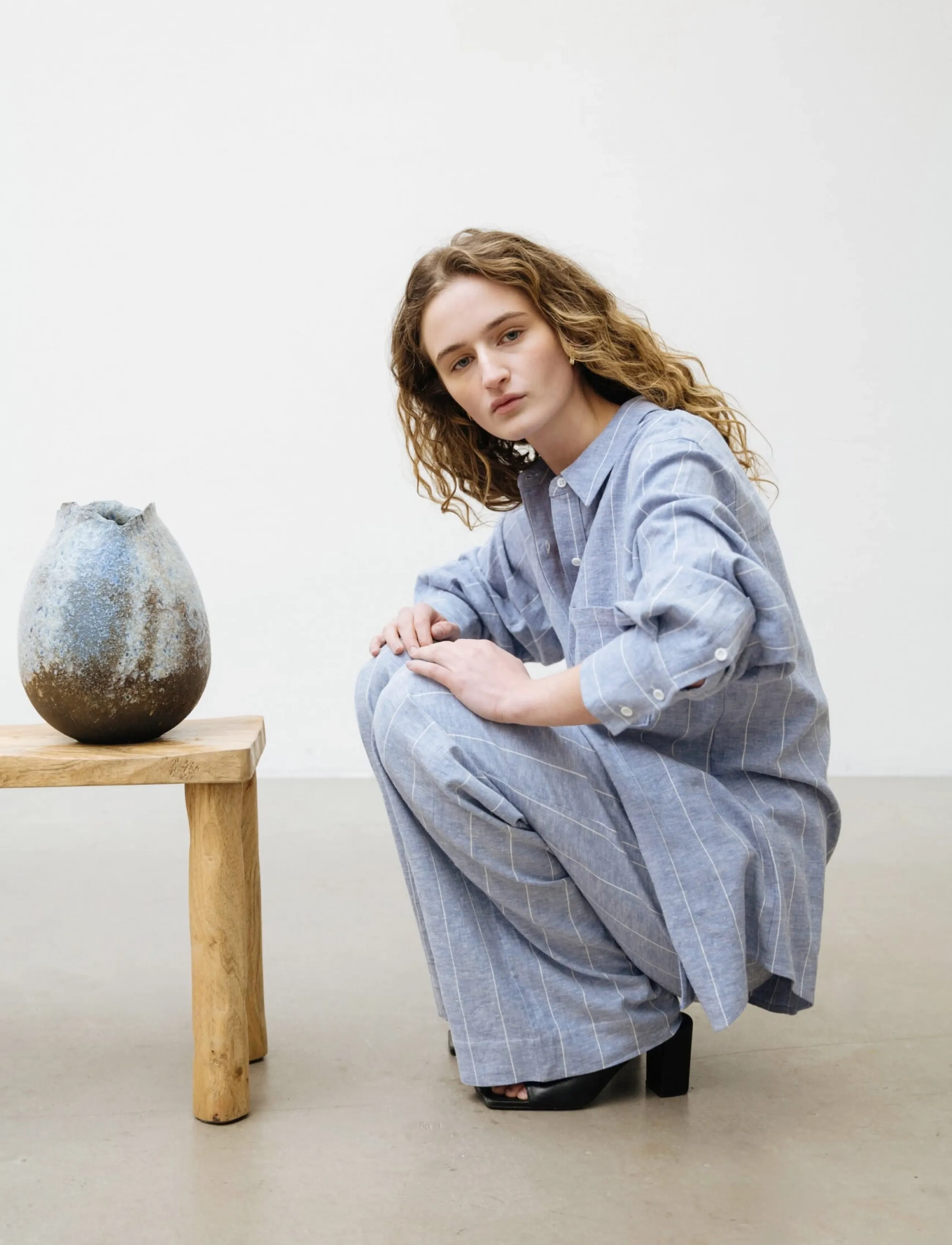 A Part Of The Art - VACANT PANTS - linen trousers - denim blue white stripe - 4