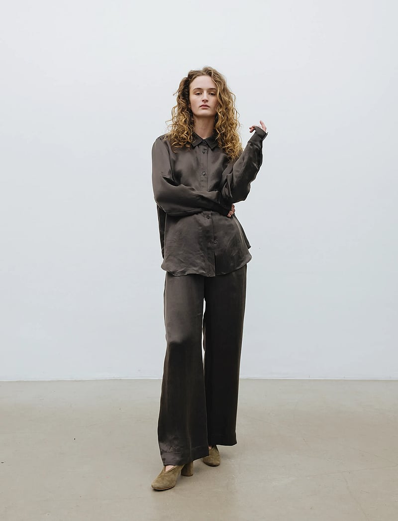 A Part Of The Art - DAILY PANTS - hosen mit weitem bein - bitter chocolate - 0