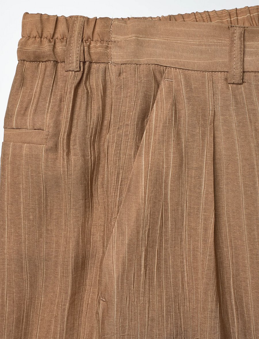 A Part Of The Art - DREAMY PANTS SHEER CRINKEL - hosen mit weitem bein - hazelnut - 2