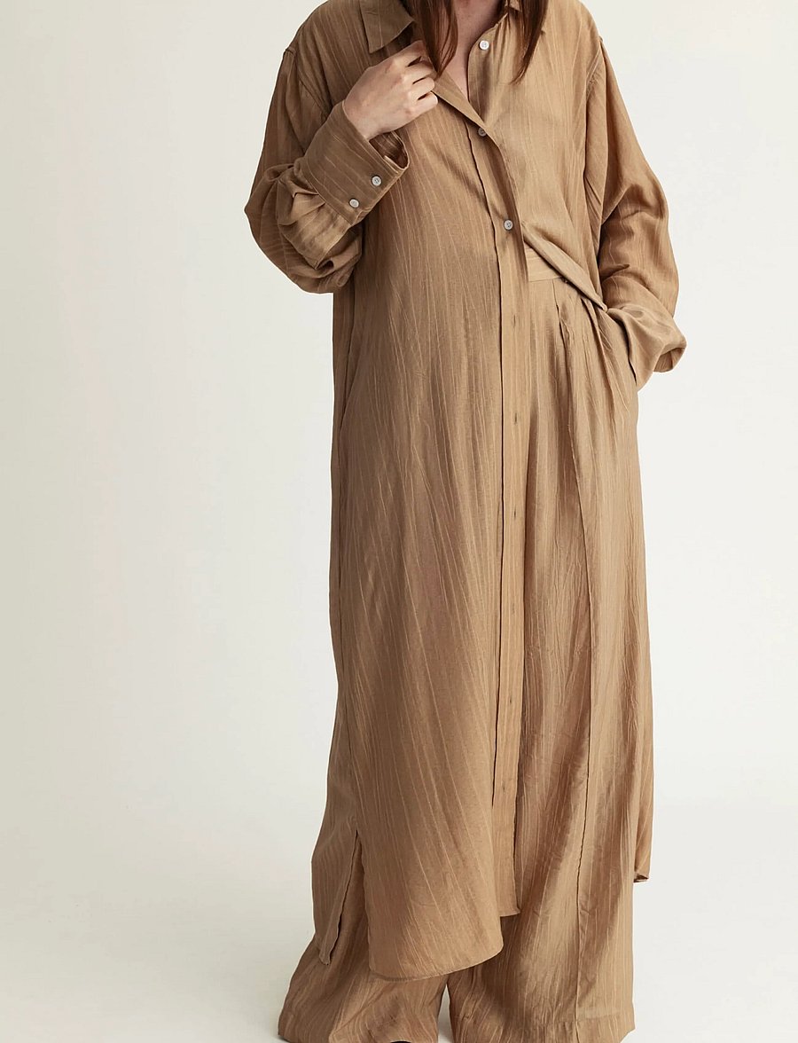 A Part Of The Art - BOLD DRESS SHEER CRINKEL - hemdkleider - hazelnut - 2