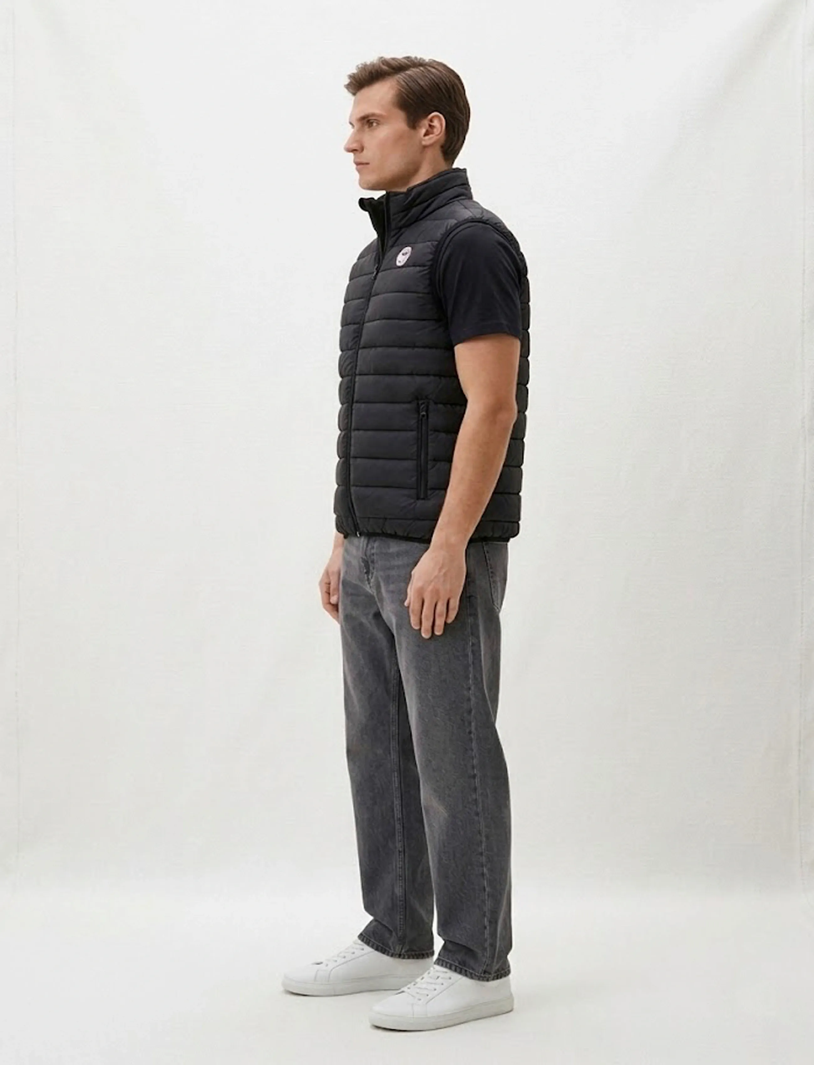 A QUESTION OF - Benn Light Down Vest - bodywarmers - black - 3