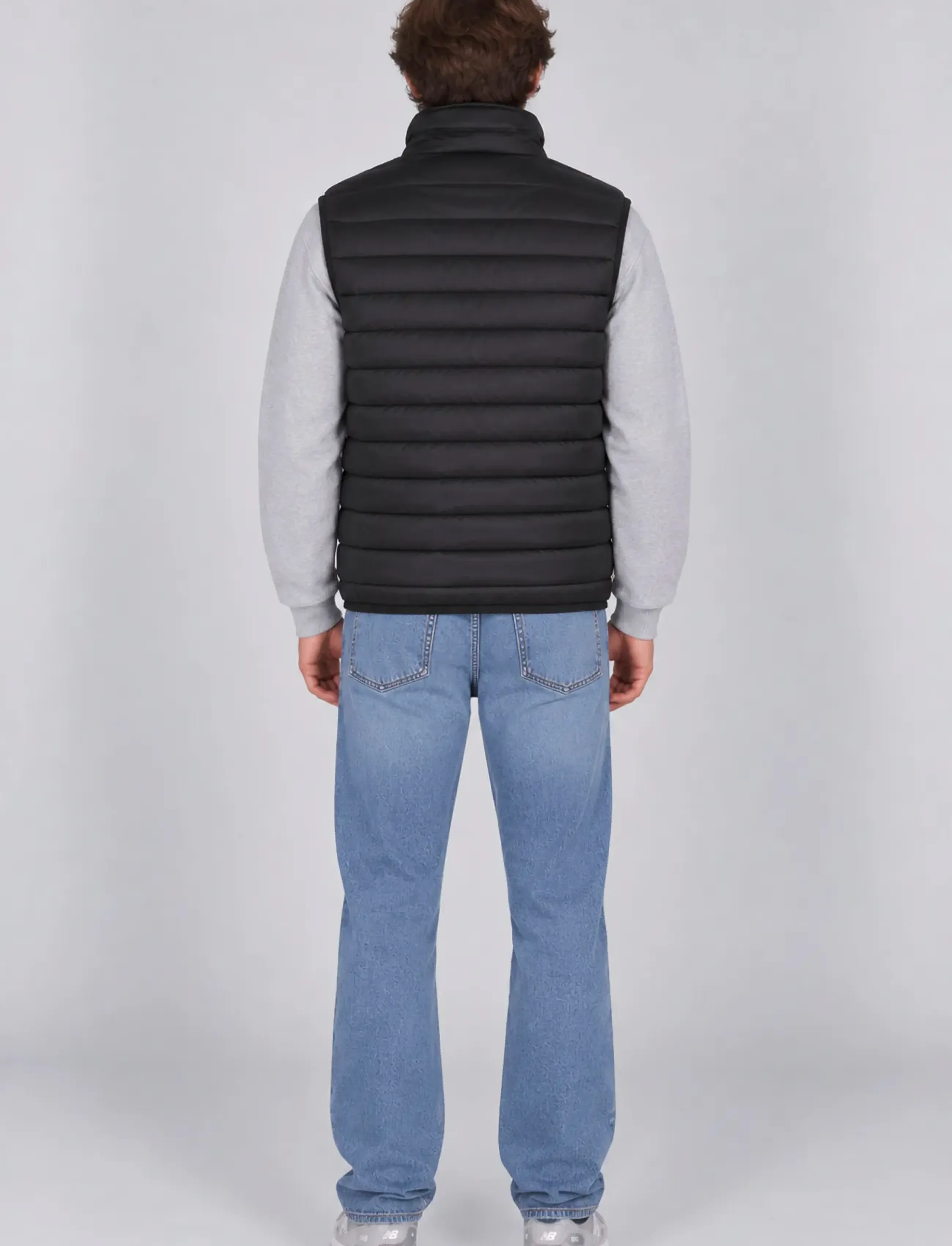 A QUESTION OF - Benn Light Down Vest - black - 4