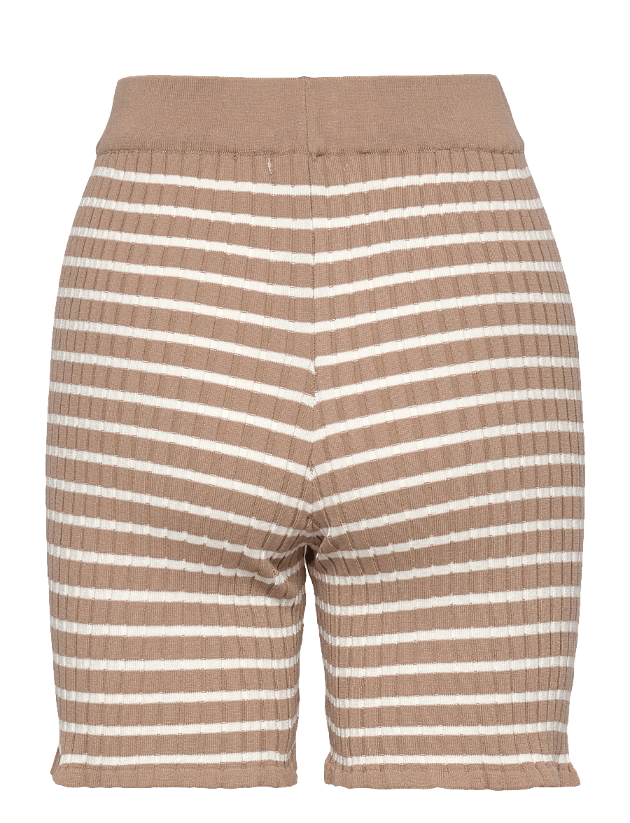 A-View - Sira shorts - rennot shortsit - camel/off white - 1