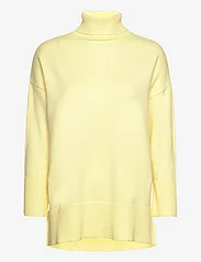 A-View - Bella knit blouse - megztiniai su aukšta apykakle - yellow - 0