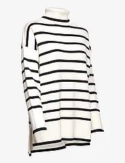 A-View - Bella knit blouse - pologenser - white with black stripes - 2