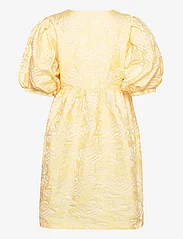 A-View - Lotusina dress - festtøj til outletpriser - yellow - 1