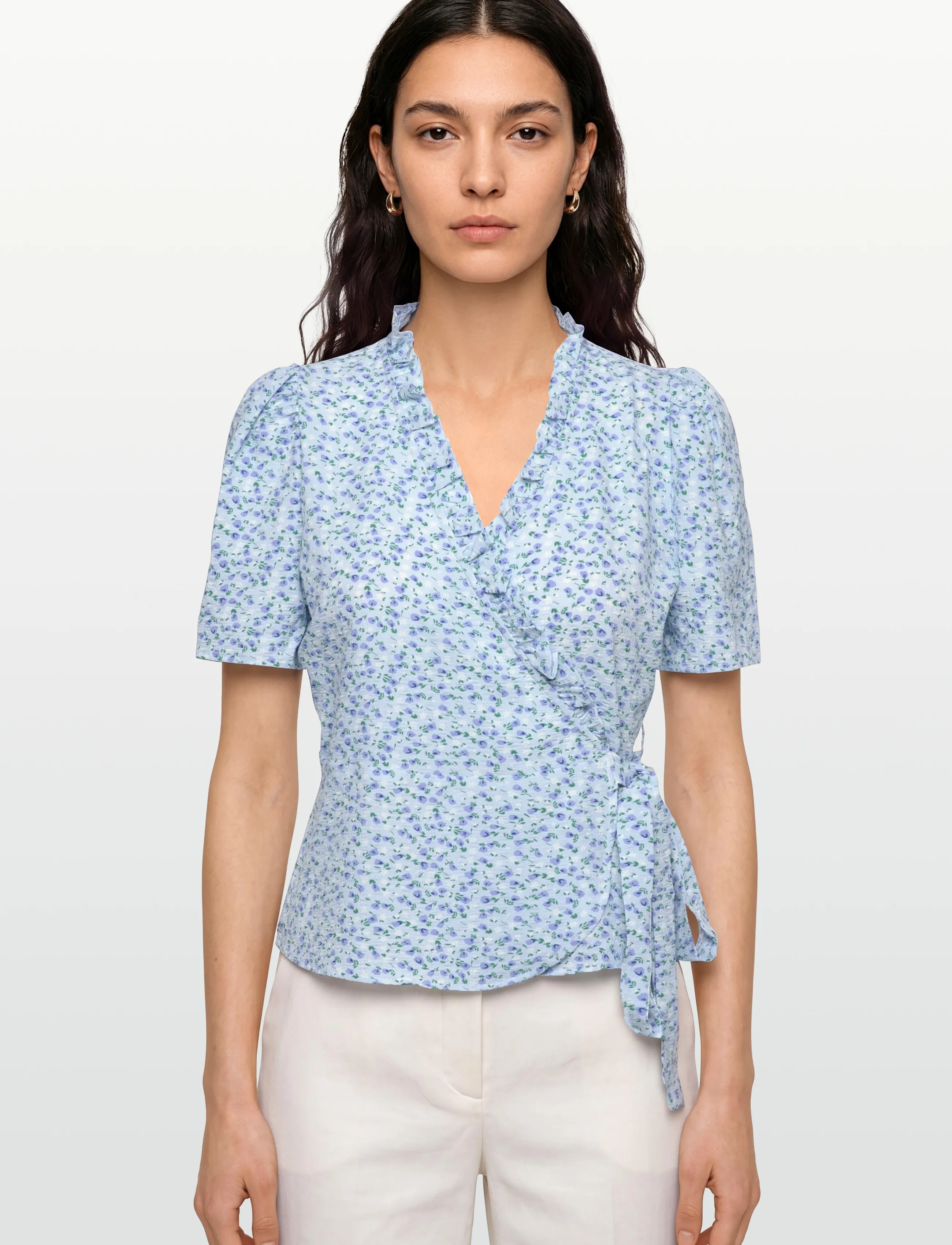 A-View - Peony wrap blouse - kurzärmelige blusen - blue/white - 3