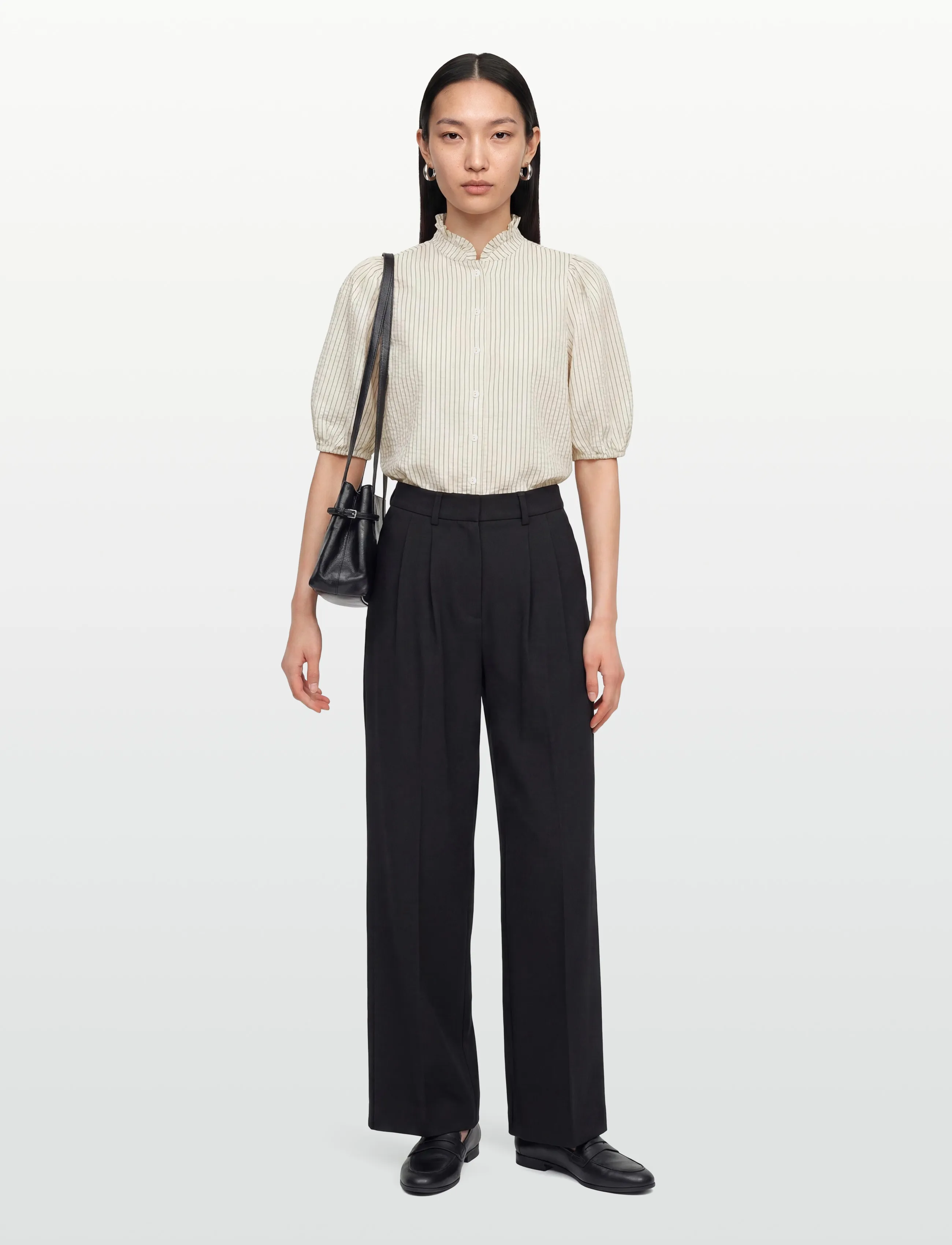 A-View Tiffany Short Sleeve Stripe Shirt, Kvinder, Stribet Flæsehals Pufærme Skjorte, Sort, Str: 34