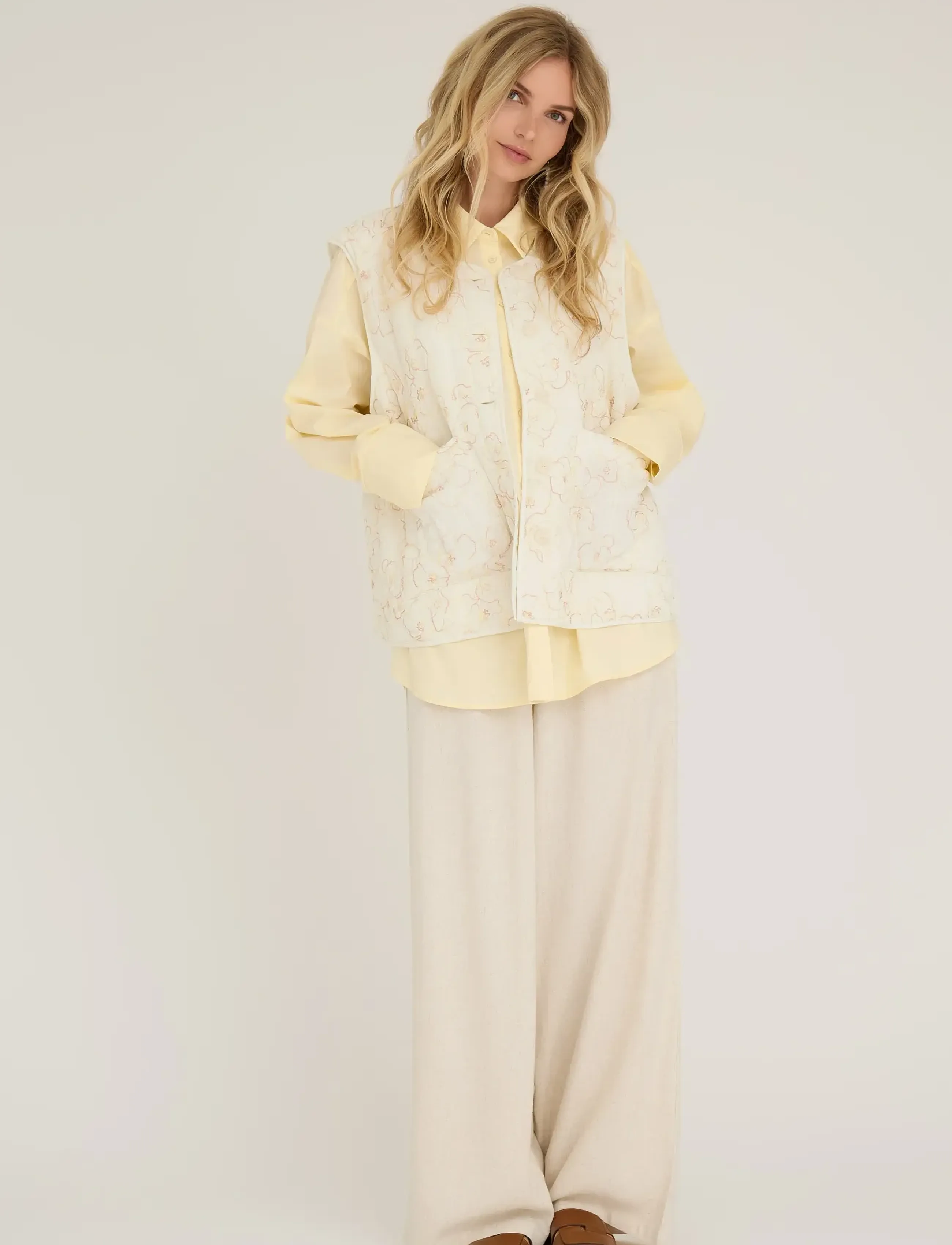 A-View - Kammy embrodery vest - frühlingsjacken - sand/white - 3