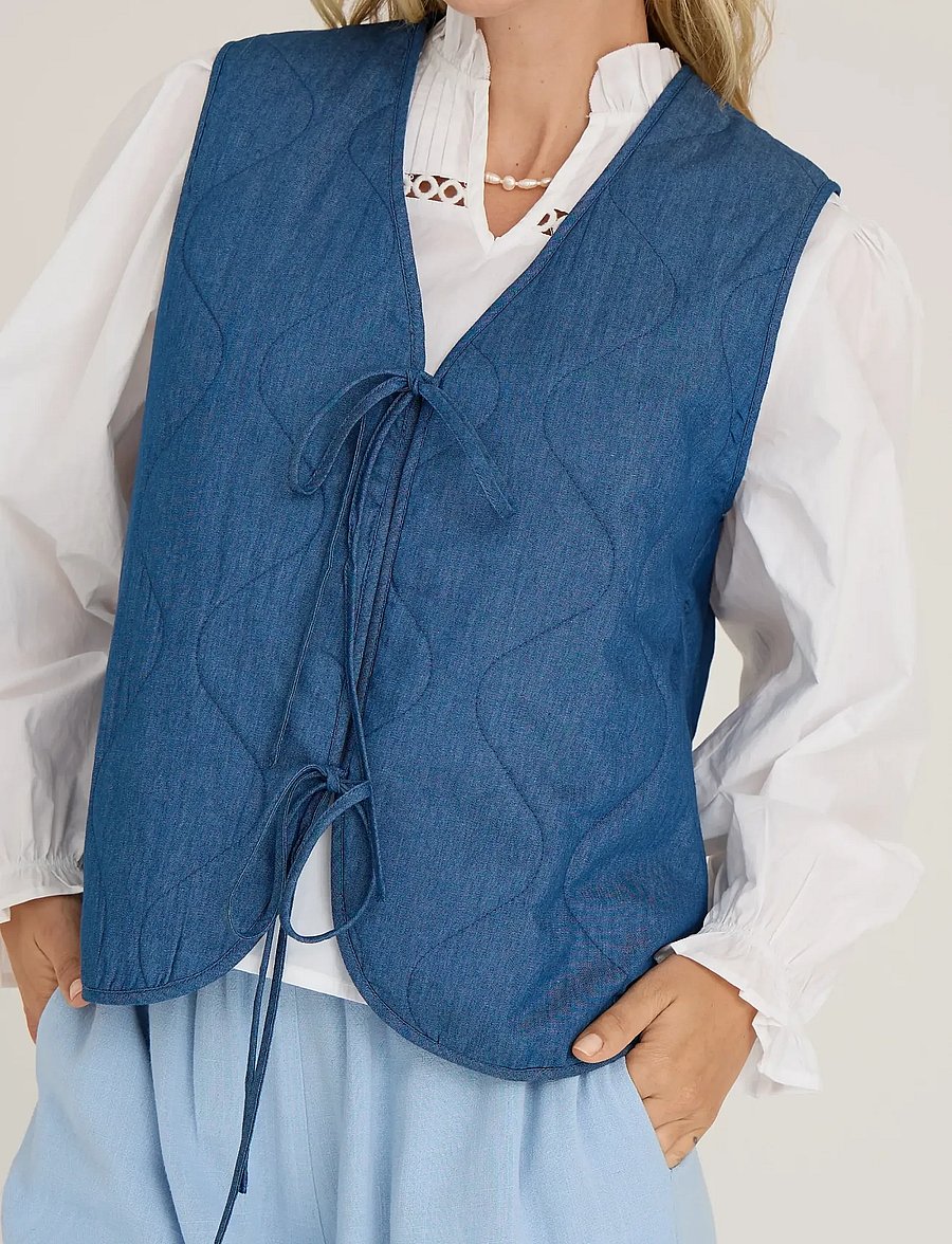 A-View - Kamma waistcoat - quilted vests - denim blue - 4