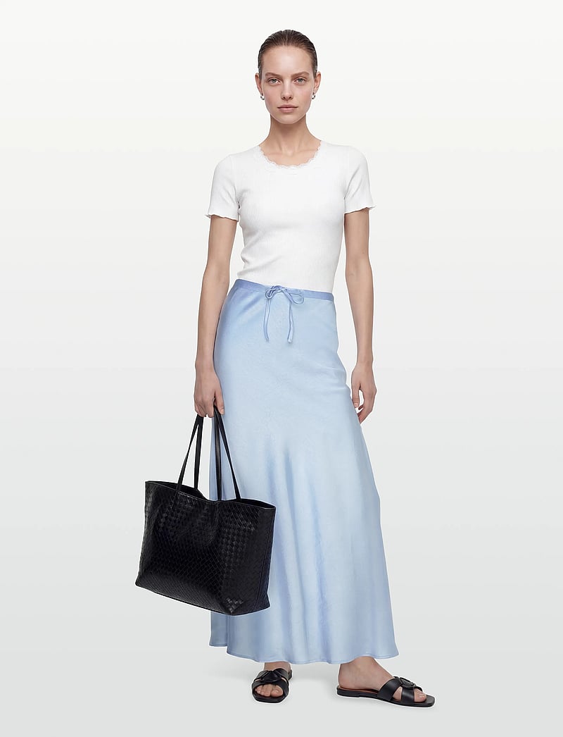 A-View - Emily skirt - satinröcke - light blue - 0