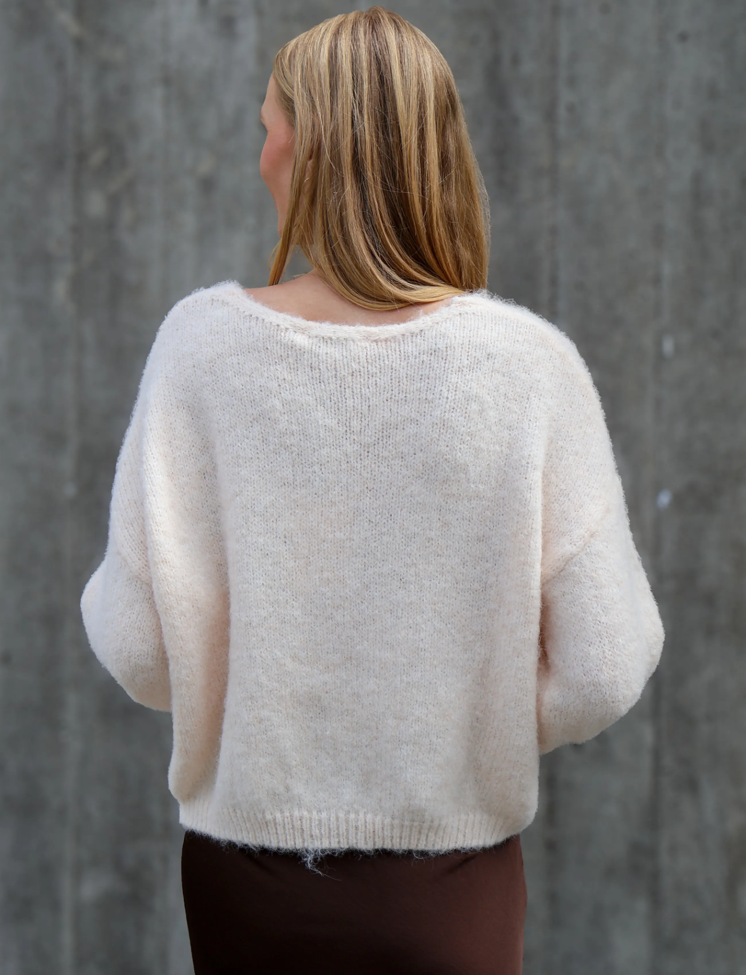 A-View - Inge V-neck knit - off white - 3