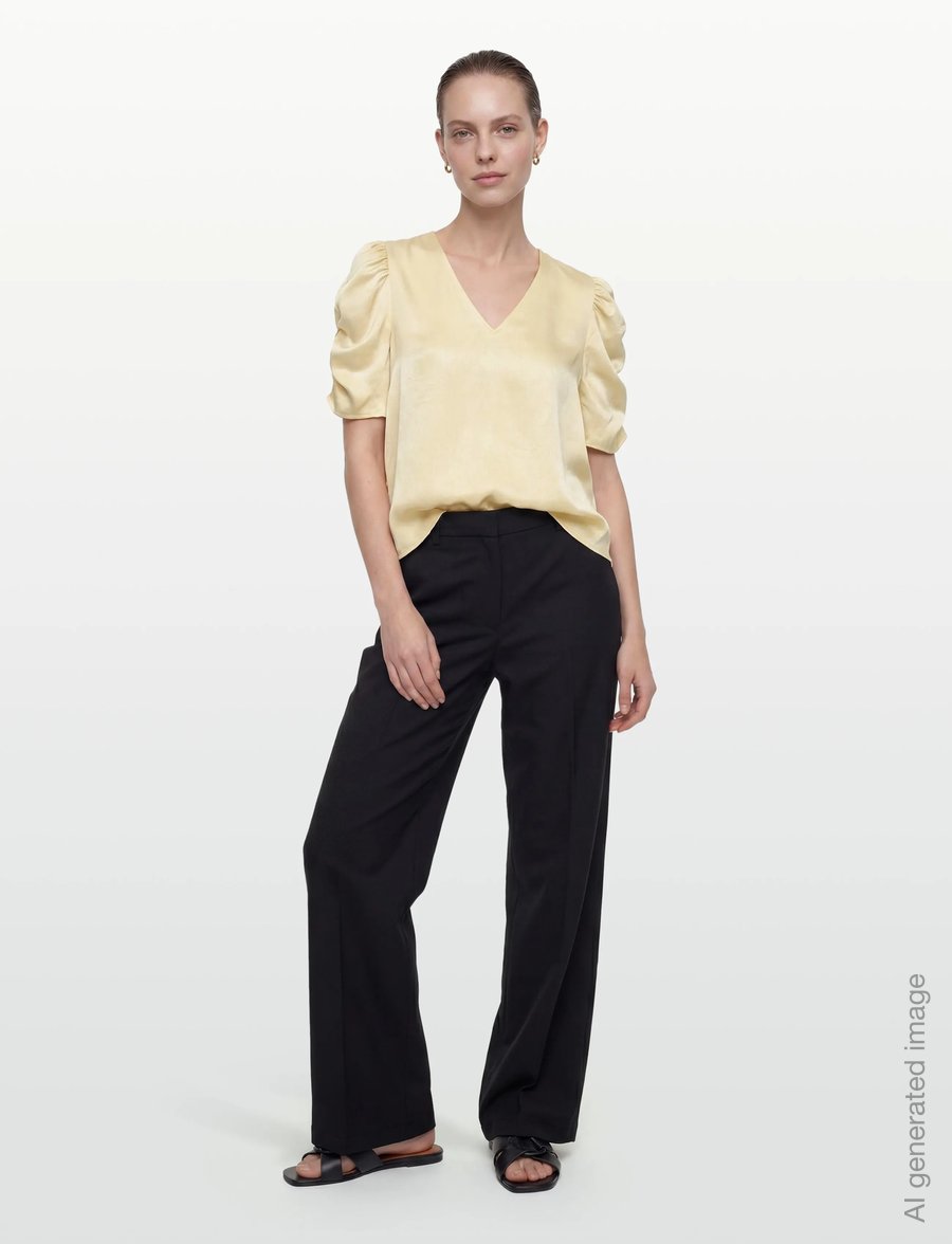 A-View - Sindrella blouse - kurzärmelige blusen - pale yellow - 0