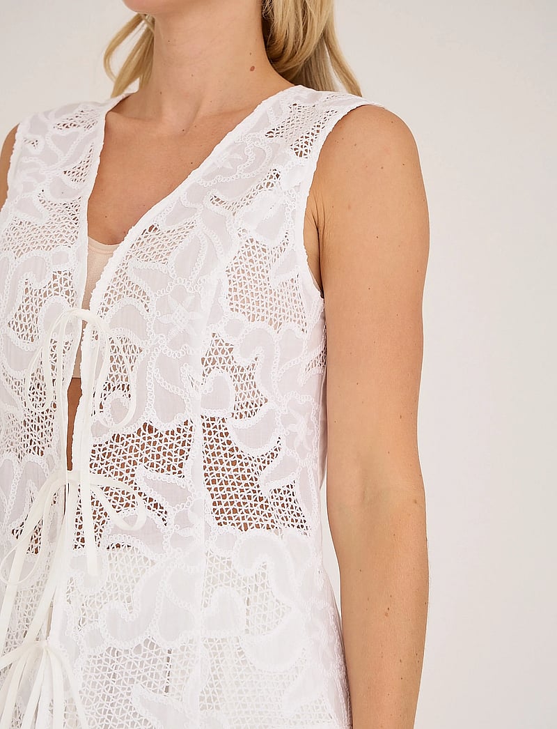A-View - Alucy vest - Ärmellose tops - white - 4
