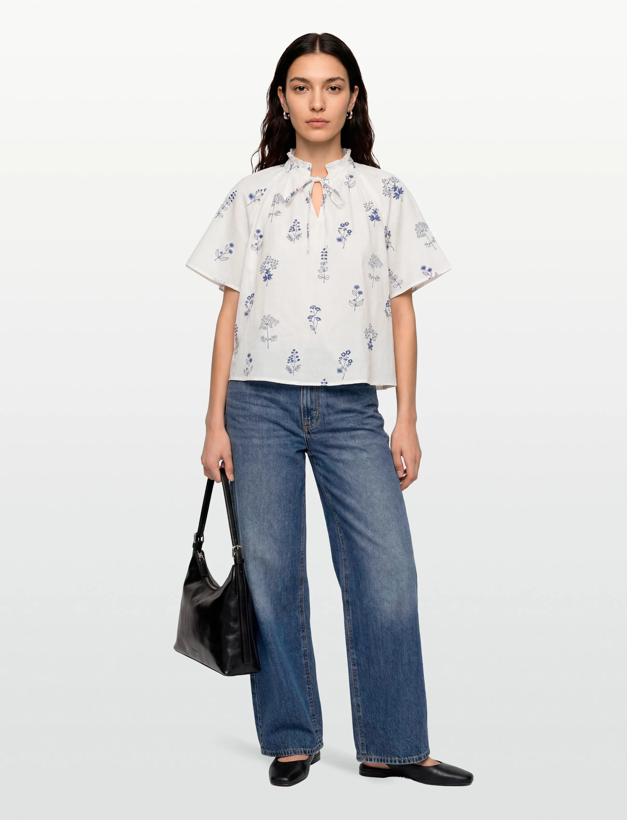 A-View Agnelia Blouse, Kvinder, Blomstret Flæsehals Bluse, Hvid, Str: 40