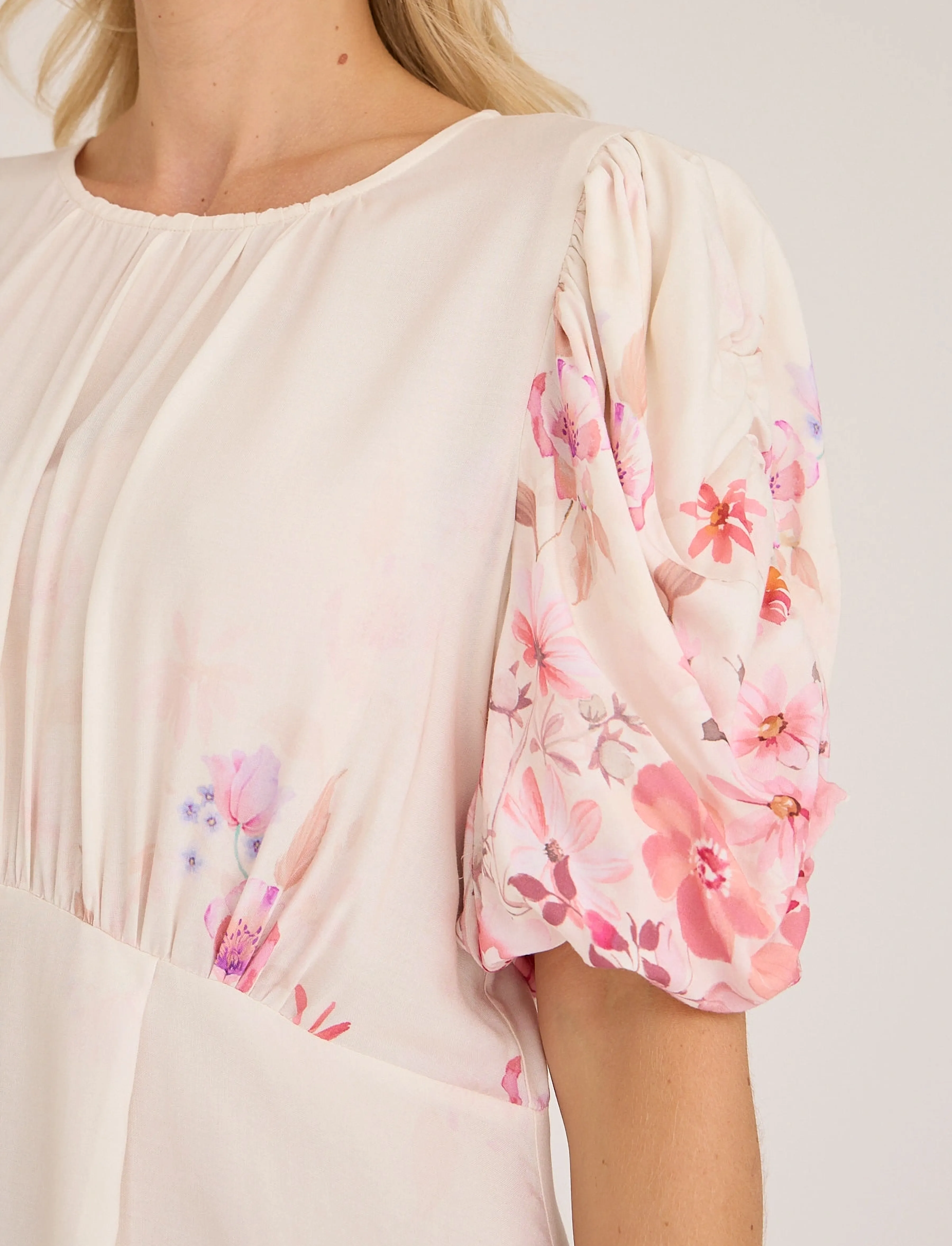 A-View - Botanic dress - sommarklänningar - cream - 4