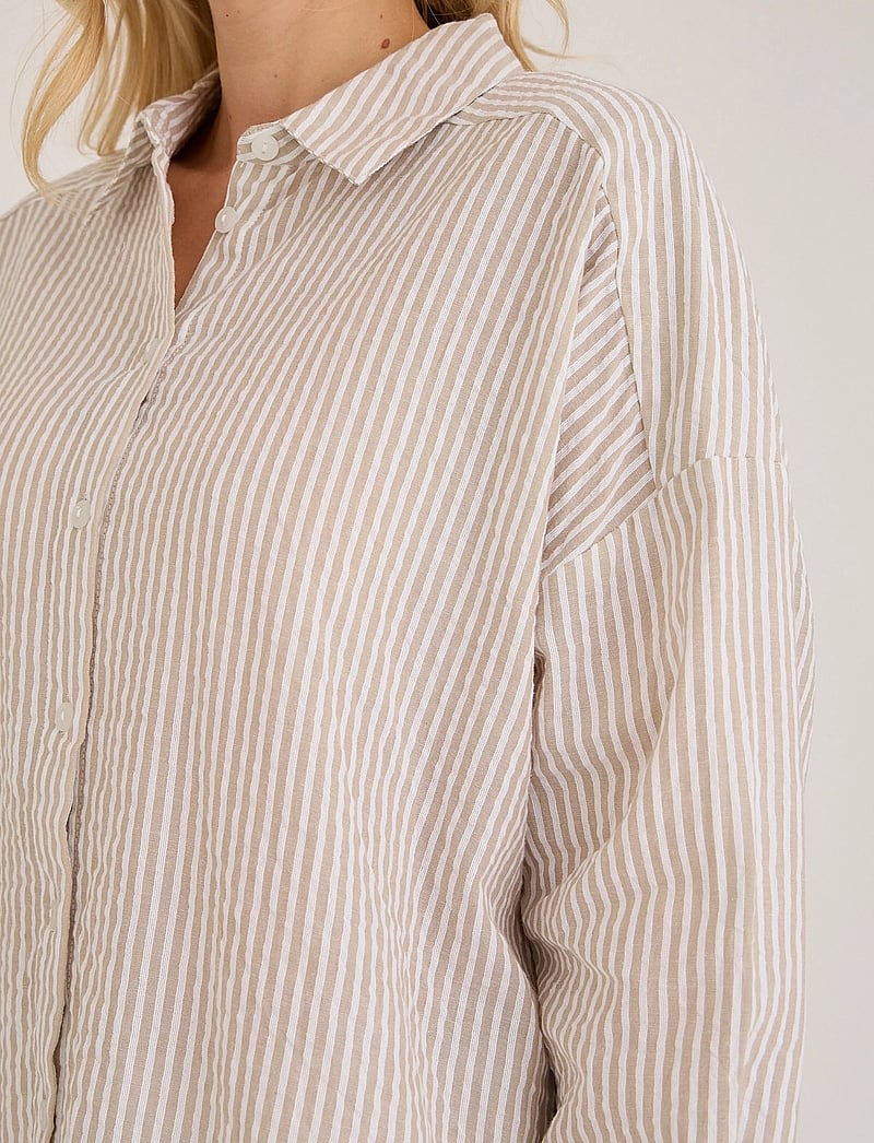 A-View - Sonja new shirt - langärmlige hemden - sand/white - 5