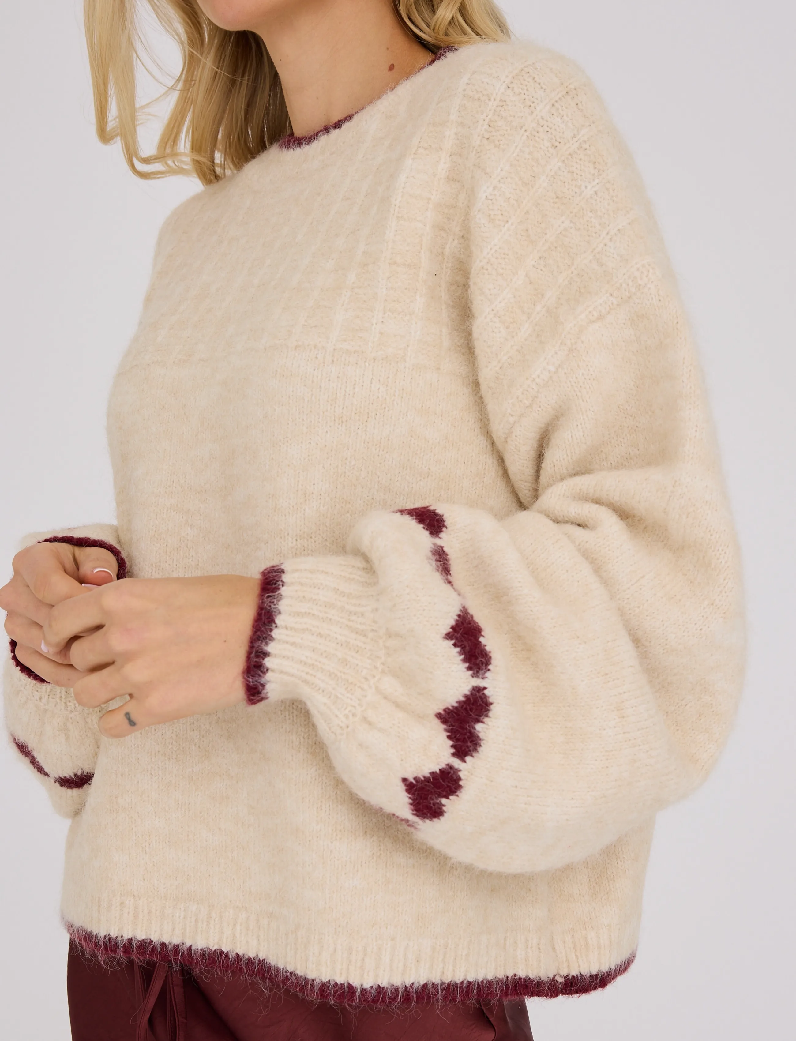 A-View - Heart new knit pullover - off white/bordeaux - 4