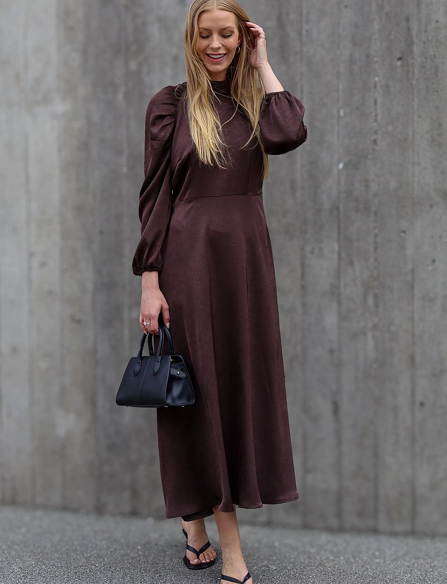 A-View - Ferina dress - midikleider - dark brown - 0