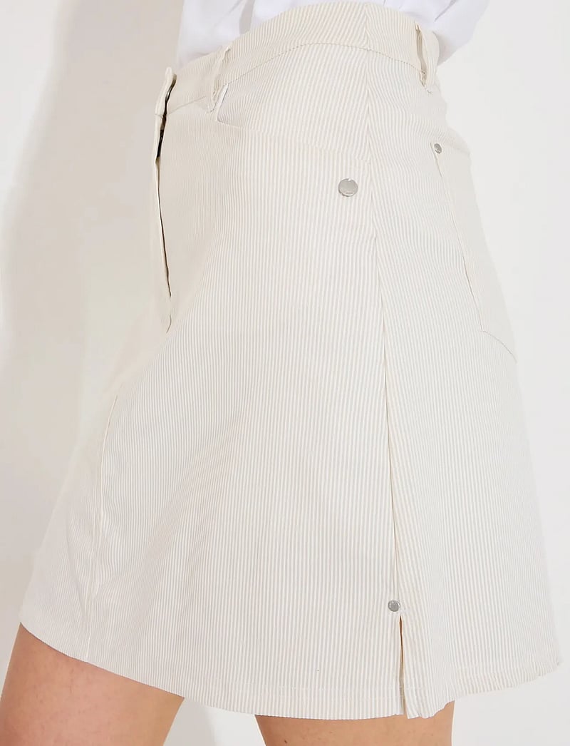 Abacus - Lds Bovey skorts - skorts - lt.sand - 5