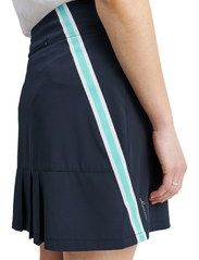 Abacus - Lds Brook stripe skort 50cm - skirts - navy - 2