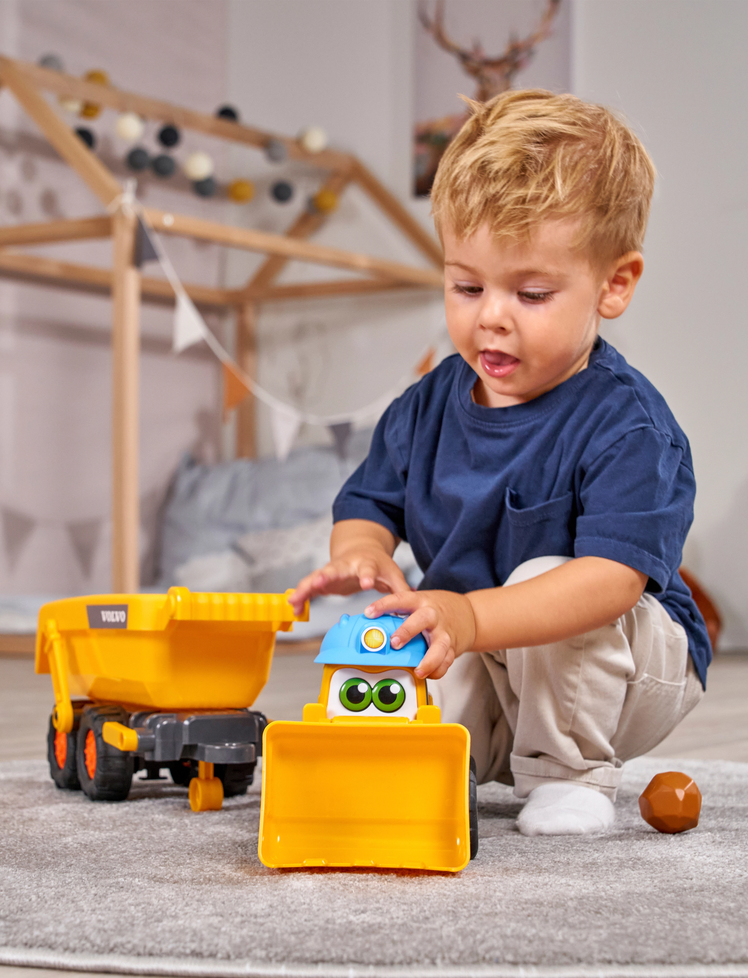 ABC Volvo Abc Tracey Trailer, 65 Cm, Børn, Trucks, Orange, Str: ONE SIZE