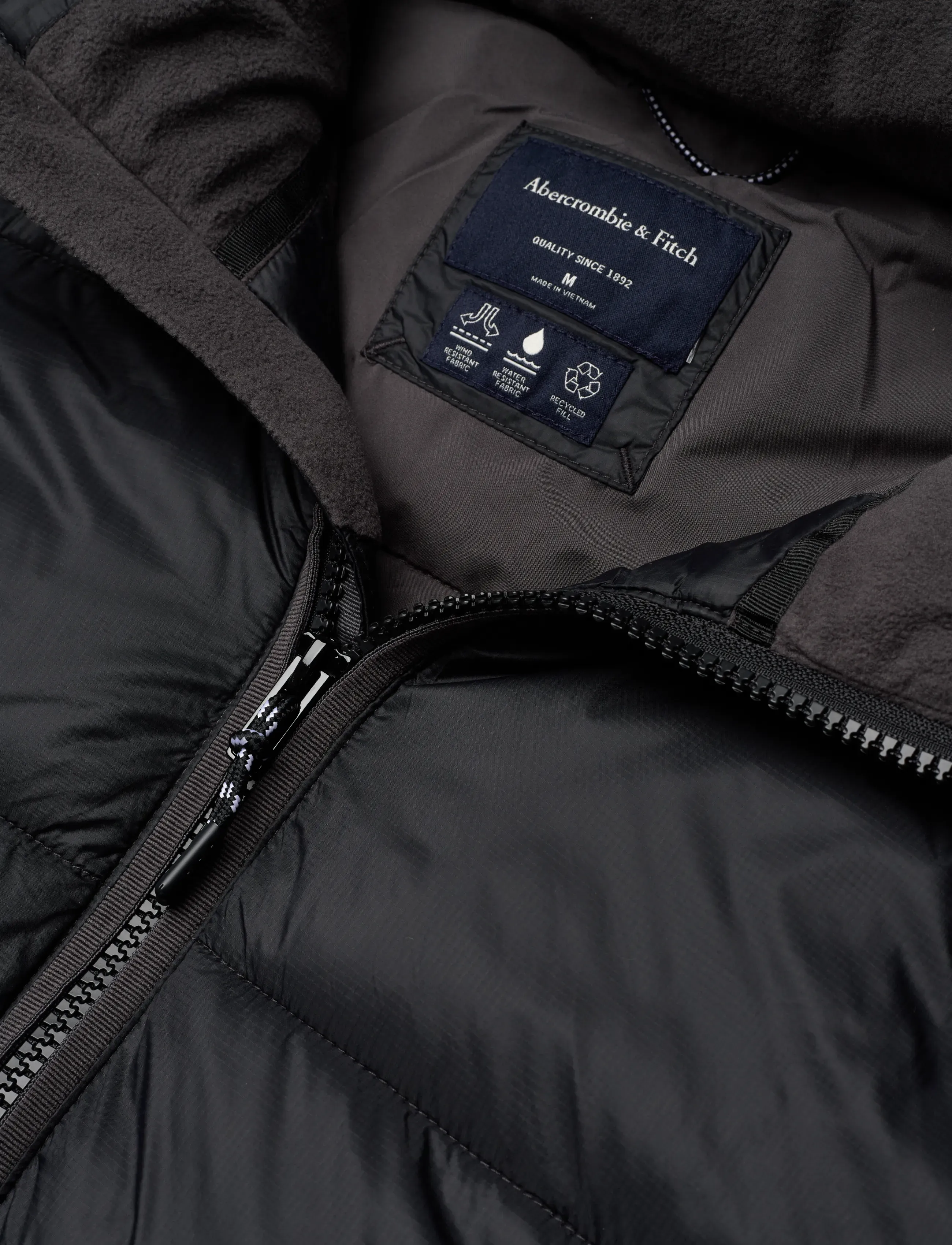 Abercrombie & Fitch - AIRCLOUD HOODED PUFFER - vestes matelassées - 900 - 2
