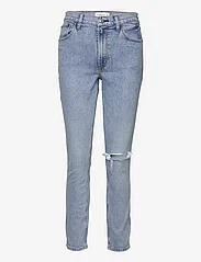Abercrombie & Fitch - ANF WOMENS JEANS - džinsa bikses ar šaurām starām - med light - 0