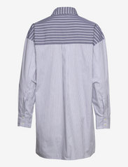 Abercrombie & Fitch - ANF WOMENS DRESSES - overhemdjurken - blue grounded stripe - 1