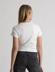 ABRAND - A 90S CROP TEE - lowest prices - white - 3