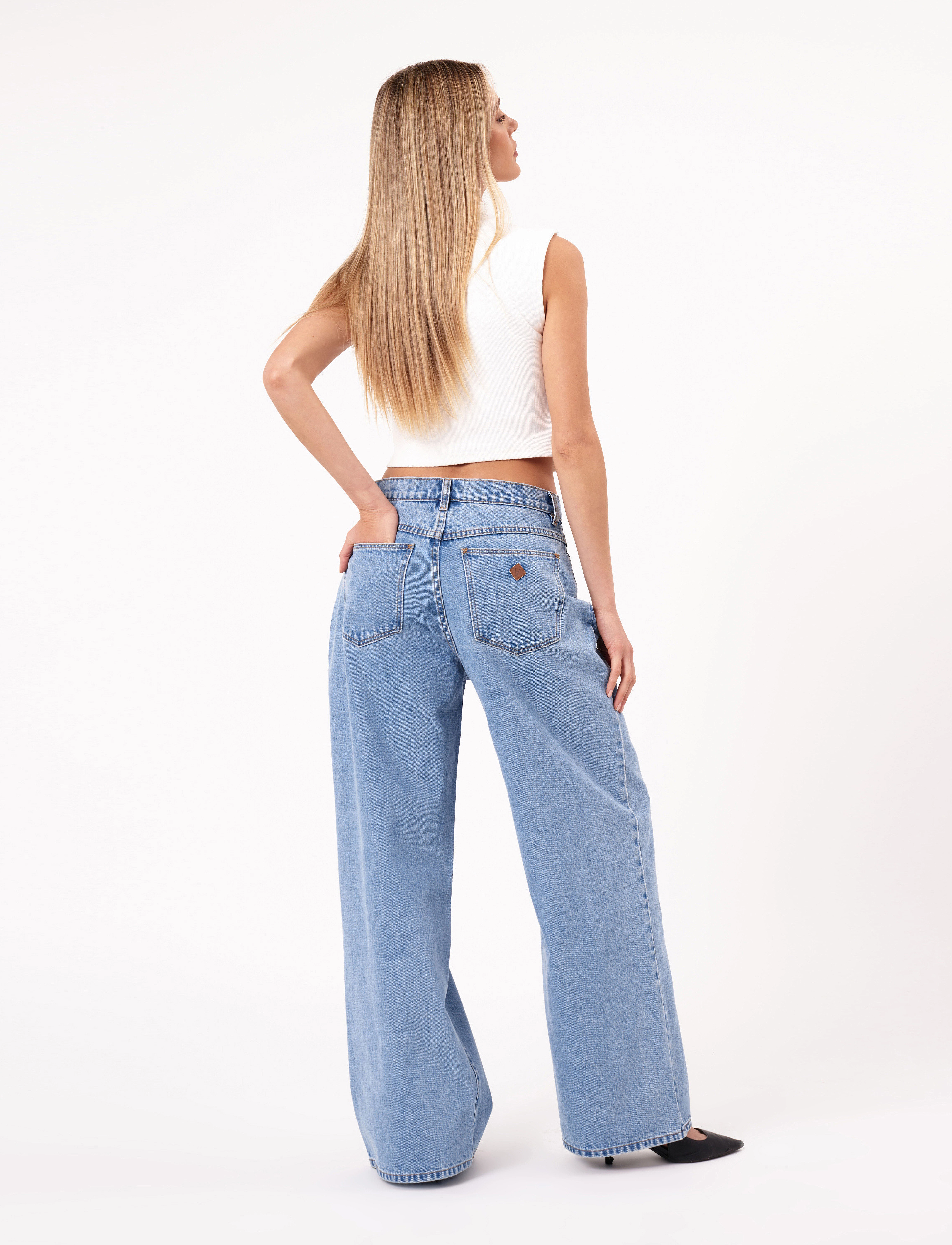 ABRAND - 95 MID SUPER BAGGY GIGI MID BLUE - wide leg jeans - blue - 3