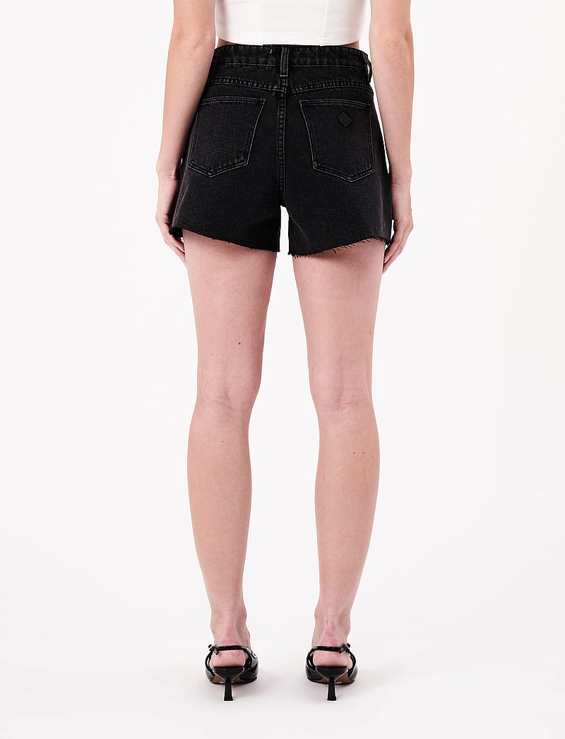 ABRAND - VENICE SHORT HEIDIWASHED BLACK - jeansshorts - black - 3