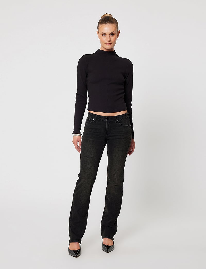 ABRAND - 99 LOW STRAIGHT BLAKE TINT BLACK - sirge säärega teksad - black - 0