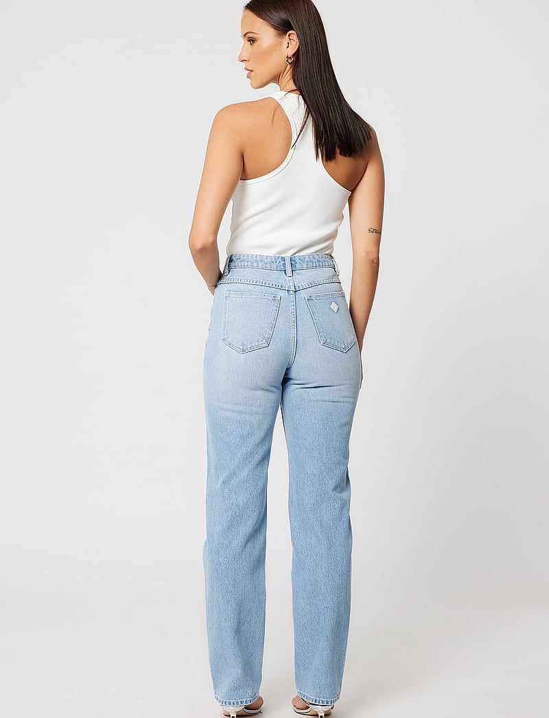 ABRAND - 94 HIGH STRAIGHT GIA LIGHT VINTAGE BLUE - raka jeans - blue - 4