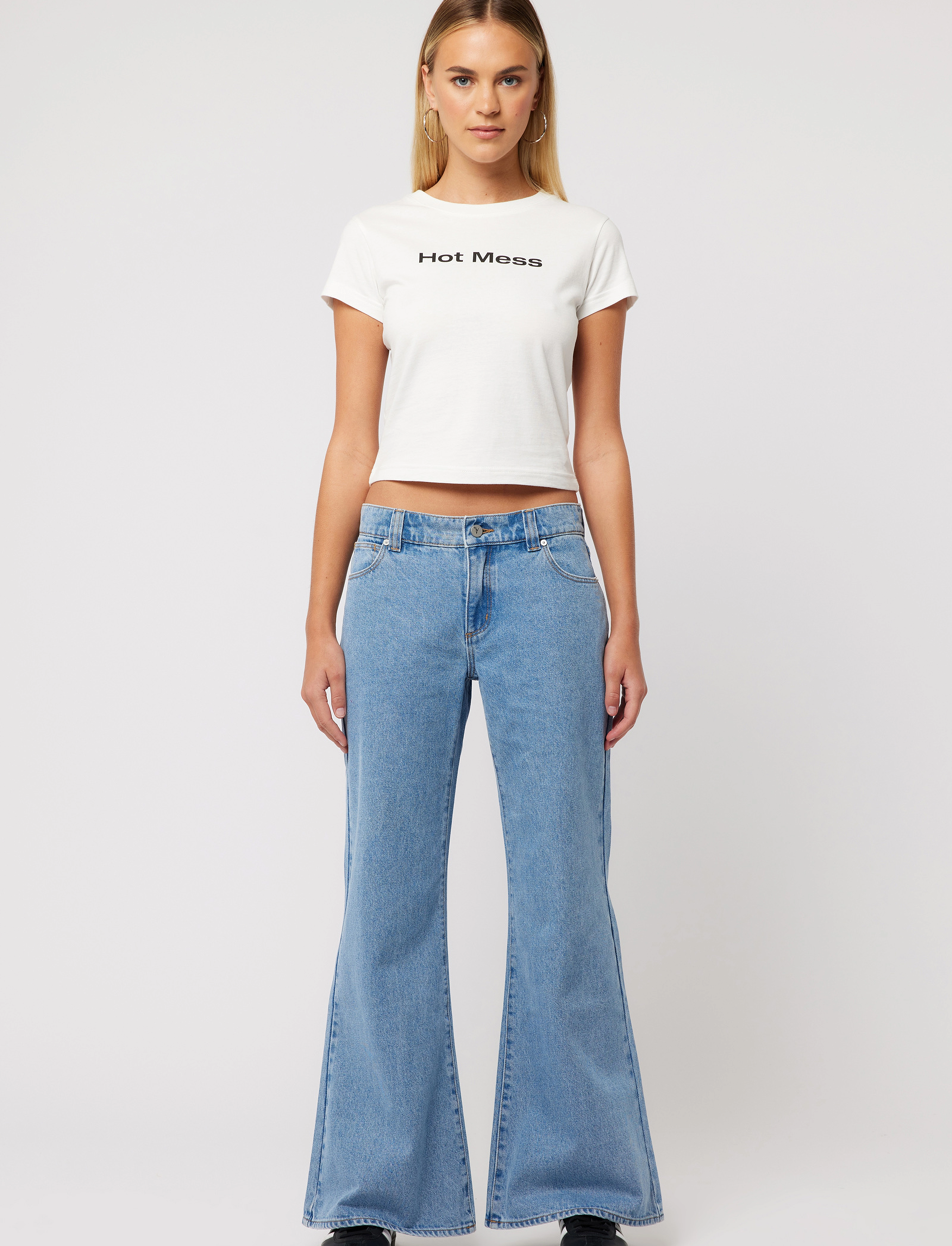 ABRAND 99 Low Baggy Flare Gigi Mid Blue, 32, Blue, Jeans > Flares, Dame