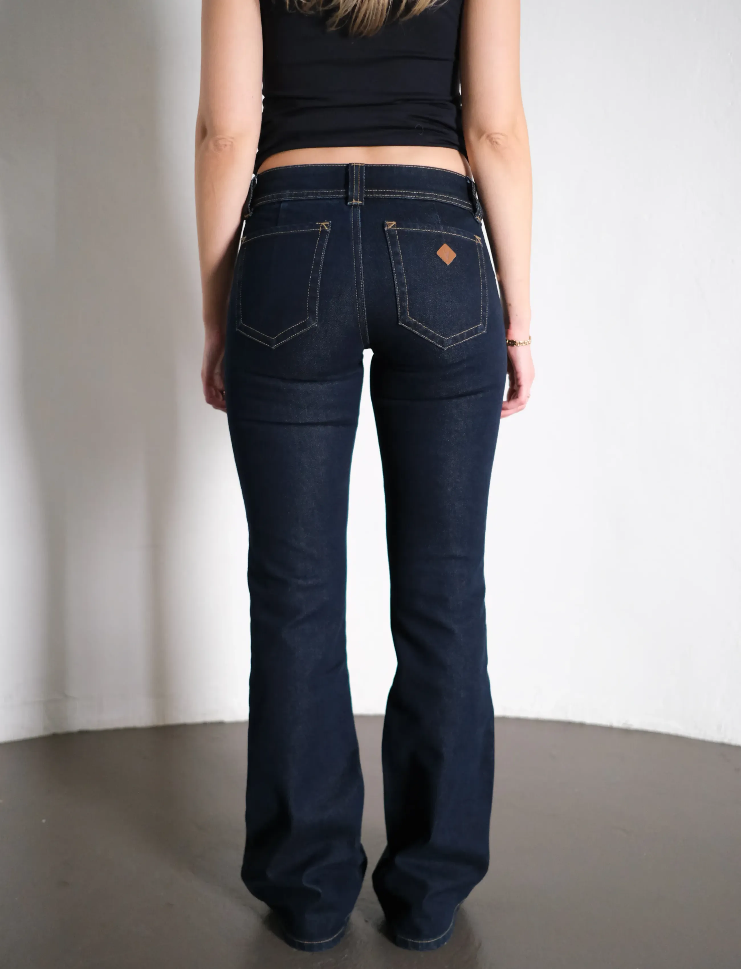 ABRAND - 00 SUPER LOW KICK TALL RICHIE RINSE DENIM - utsvängda jeans - blue - 3