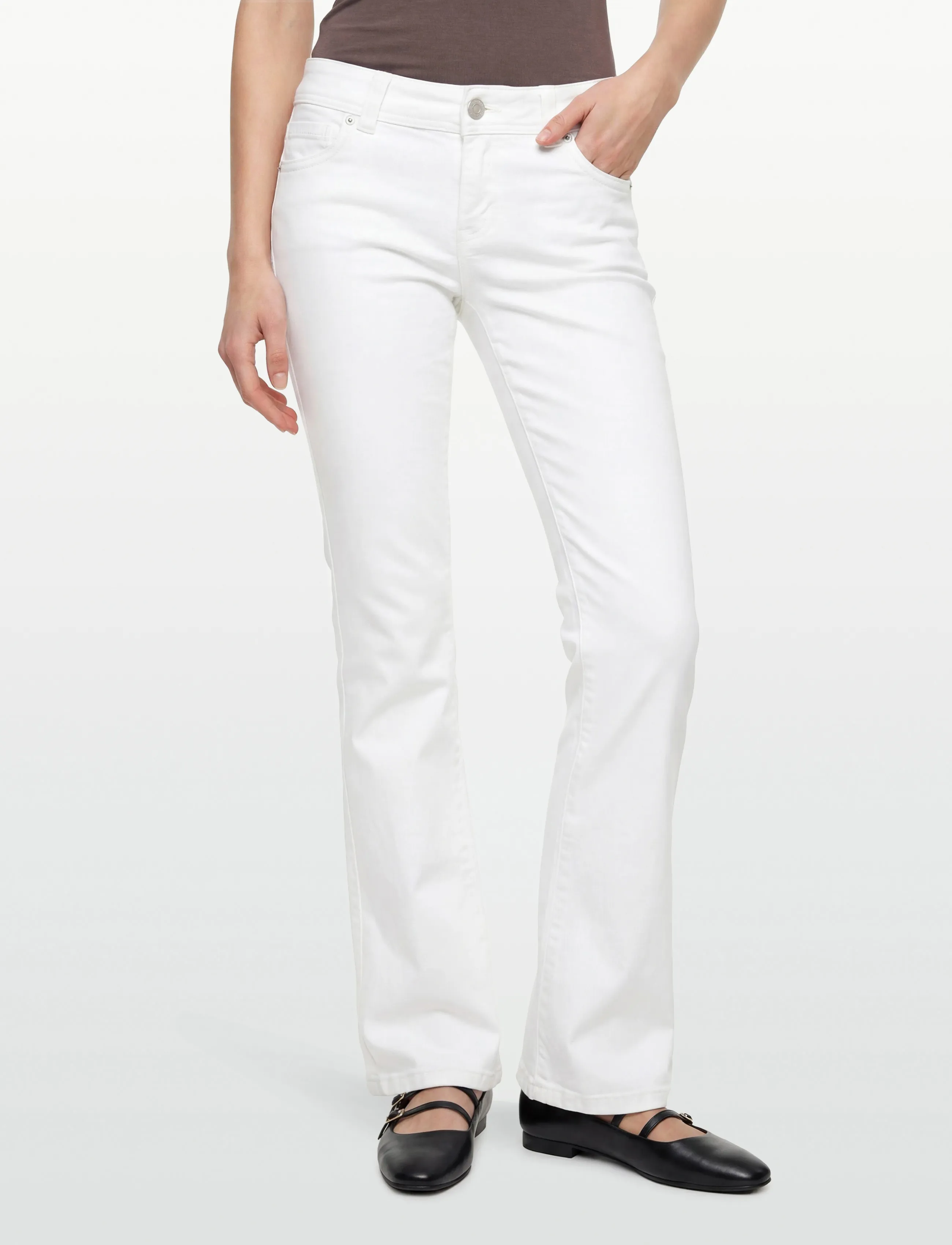 ABRAND - 00 SUPER LOW KICK WHITE WHITE - flared jeans - white - 3