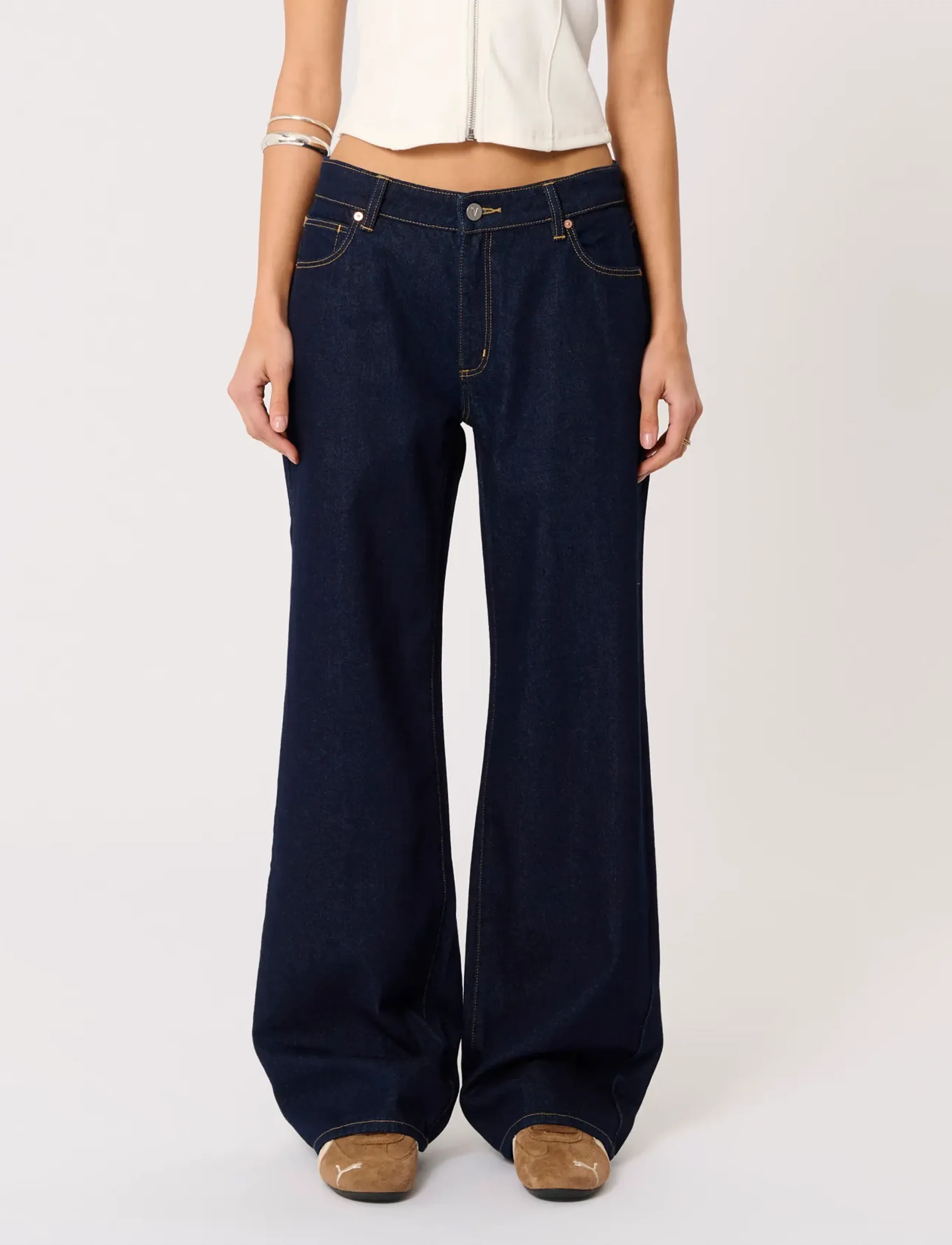 ABRAND - 99 LOW BAGGY RINSE RCYRINSE DENIM - brede jeans - blue - 4
