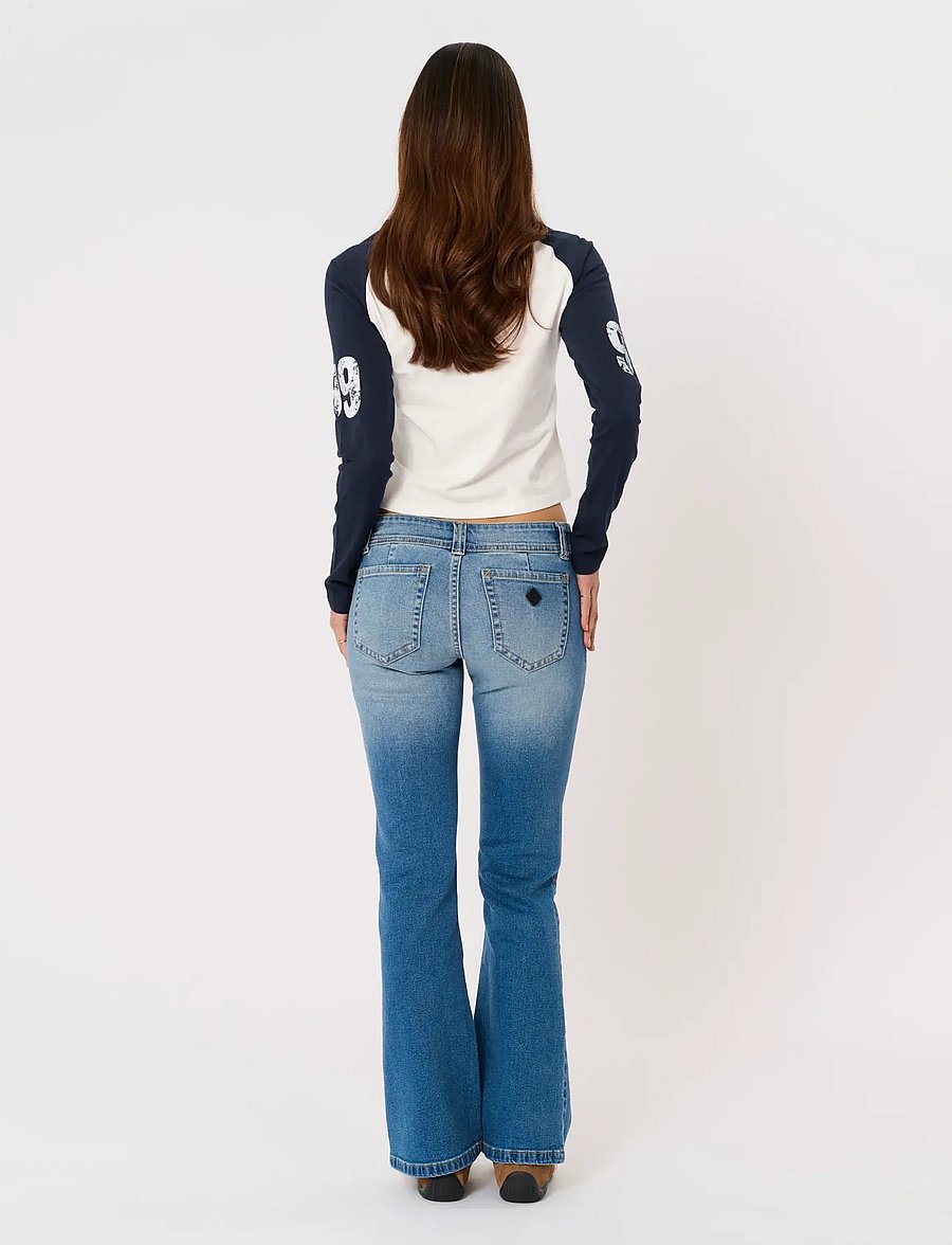 ABRAND - 00 SUPER LOW KICK TALL NICOLANICOLA - bootcut-jeans - blue - 4