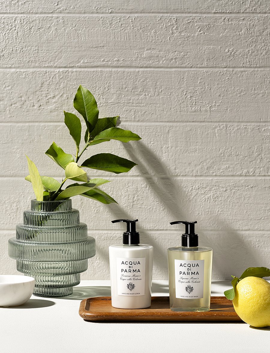 Acqua di Parma - COLONIA HAND & BODY LOTION 300 ML DISP. - lotion & cream - clear - 0