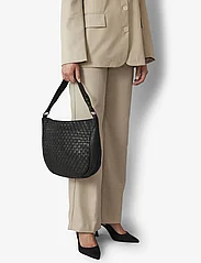 Adax - Corsico shoulder bag Ann - festkläder till outletpriser - black - 3